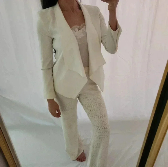 BCBG White Cropped Sleeve Blazer preppy business casual Formal Collared suit off - Picture 2 of 10